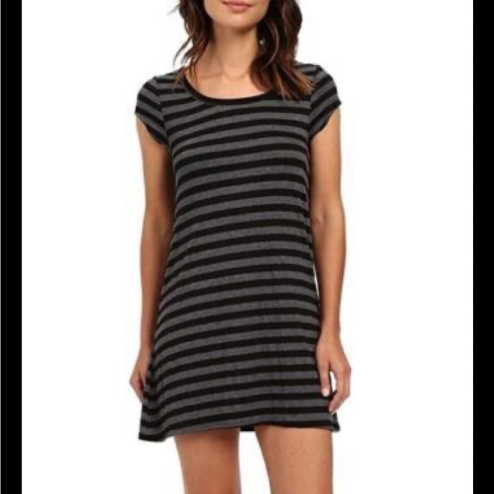 Billabong Dress Size Small S Black Gray Stripe Short Sleeve Women Open Back New